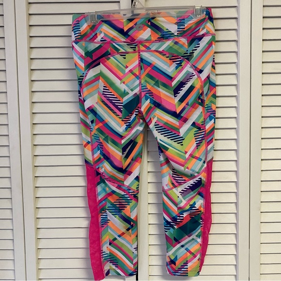 Women's Active AVIA Yoga Cropped Capri Gym Leggings Size S- Multicolor Abstract - Picture 5 of 6